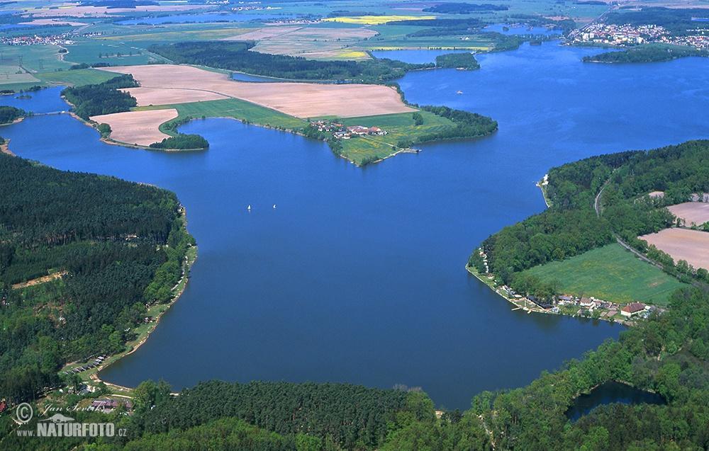 Yacht Club Bezdrev Hotel Hluboka nad Vltavou Bagian luar foto